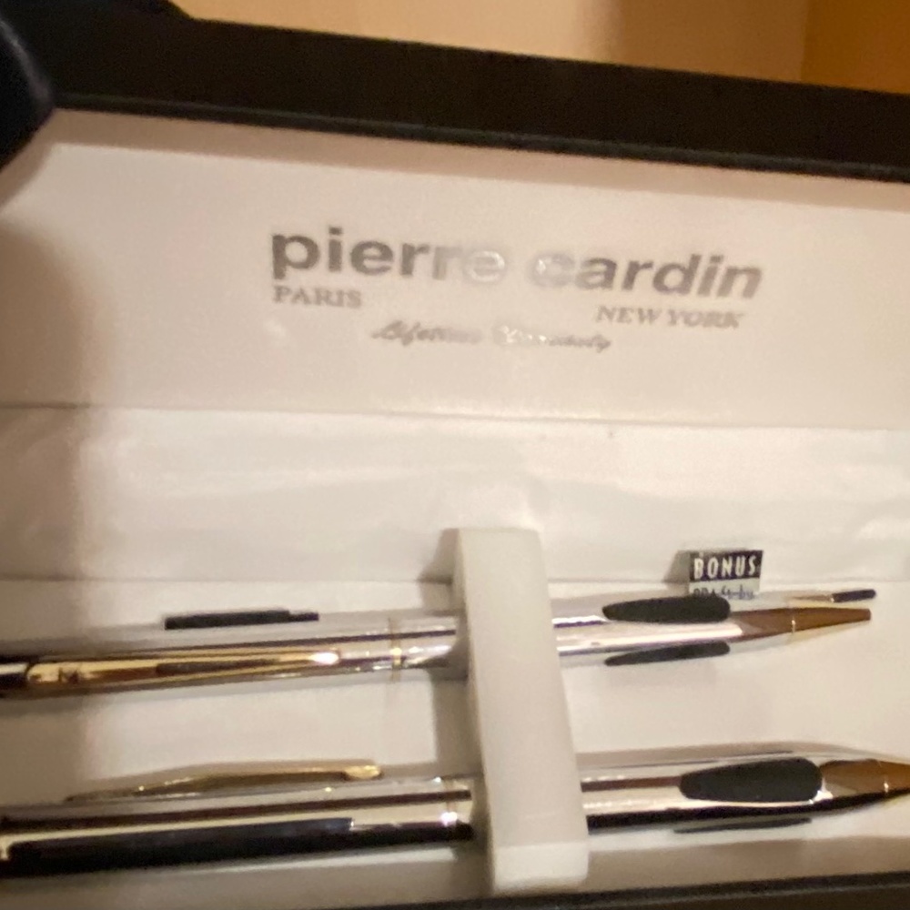 NIB - Picture 2 of 3